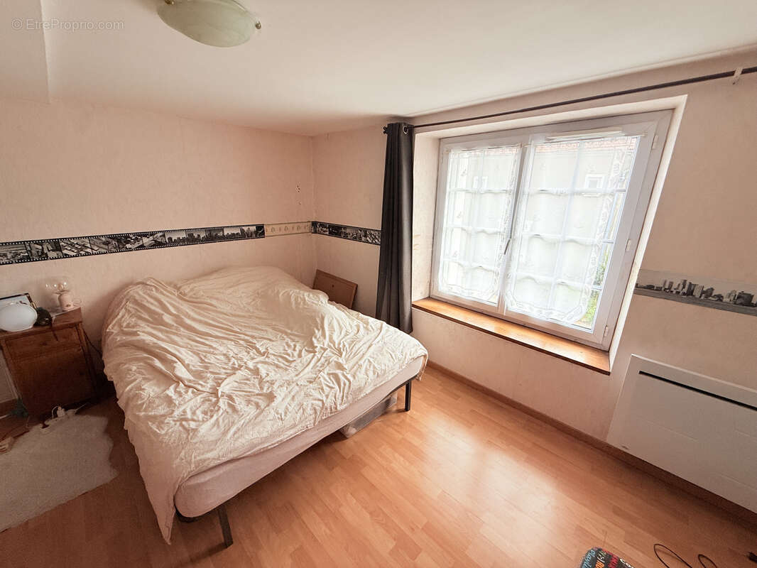 Maison à THOIRY