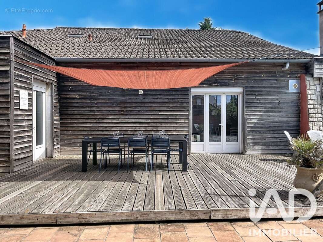 Maison 324 m² à Montauban  - photo 3