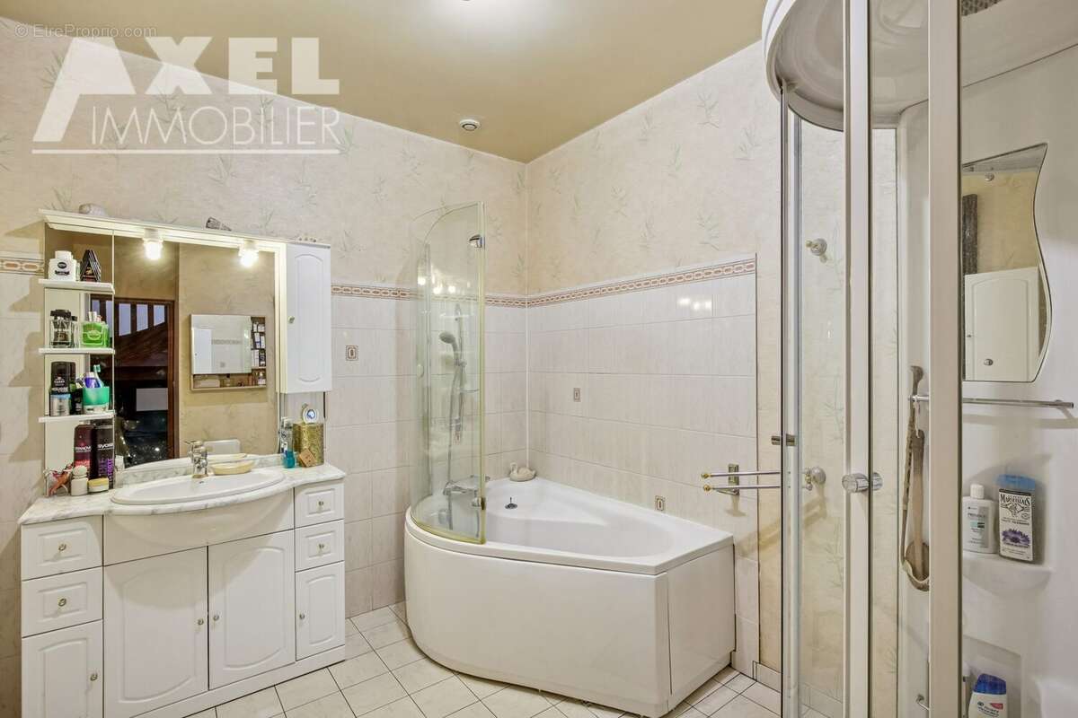 Maison à BOIS-D'ARCY