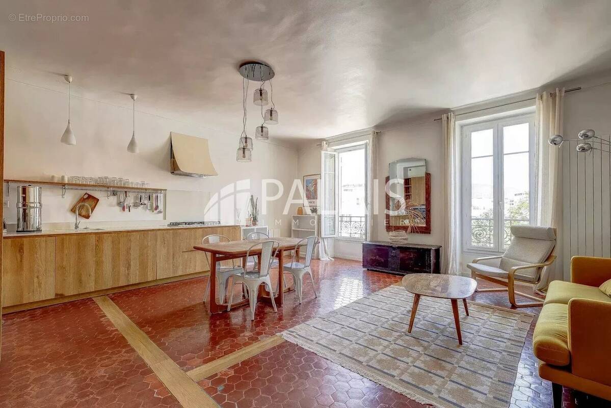 Appartement à NICE