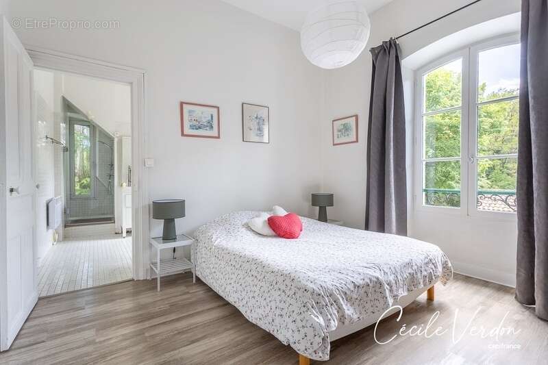 BELEYMAS (24) proche Bergerac – Propriété de charme du XIXe siècle 10 pièces avec dépendances, piscine et potentiel d’accueil su - photo 21