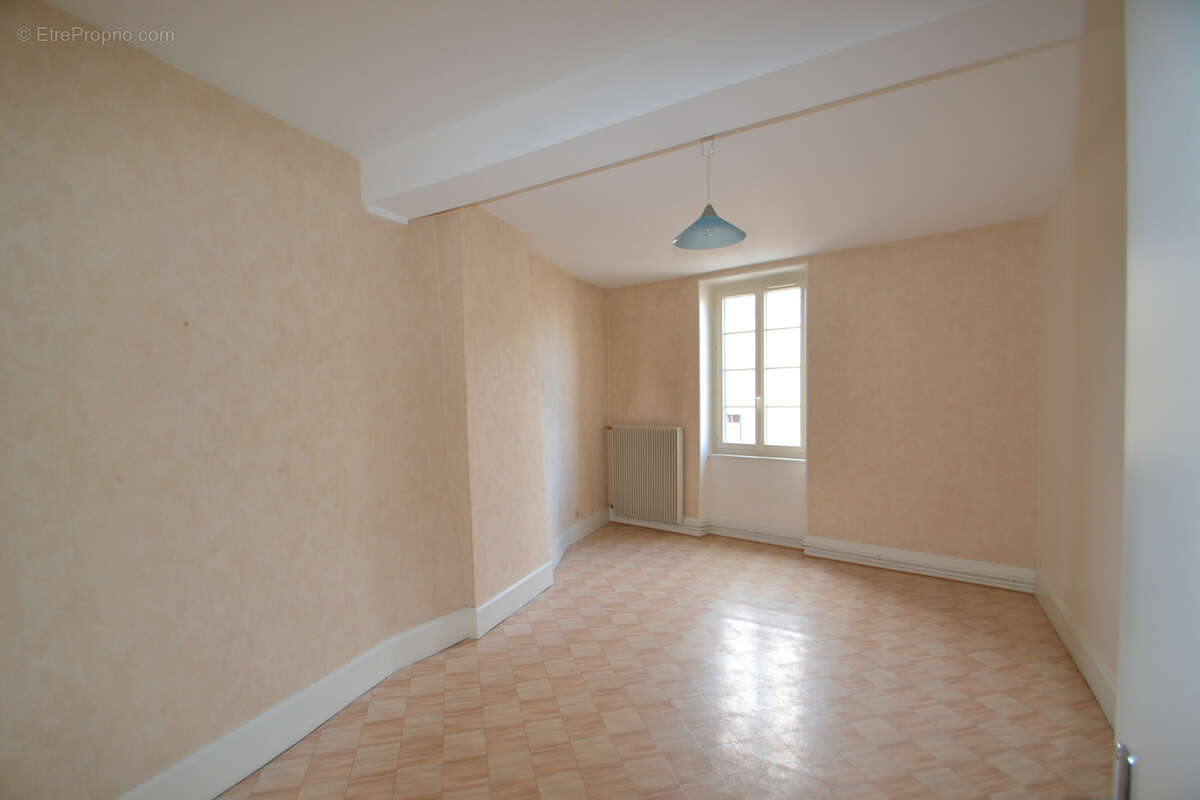 Appartement à GANNAT