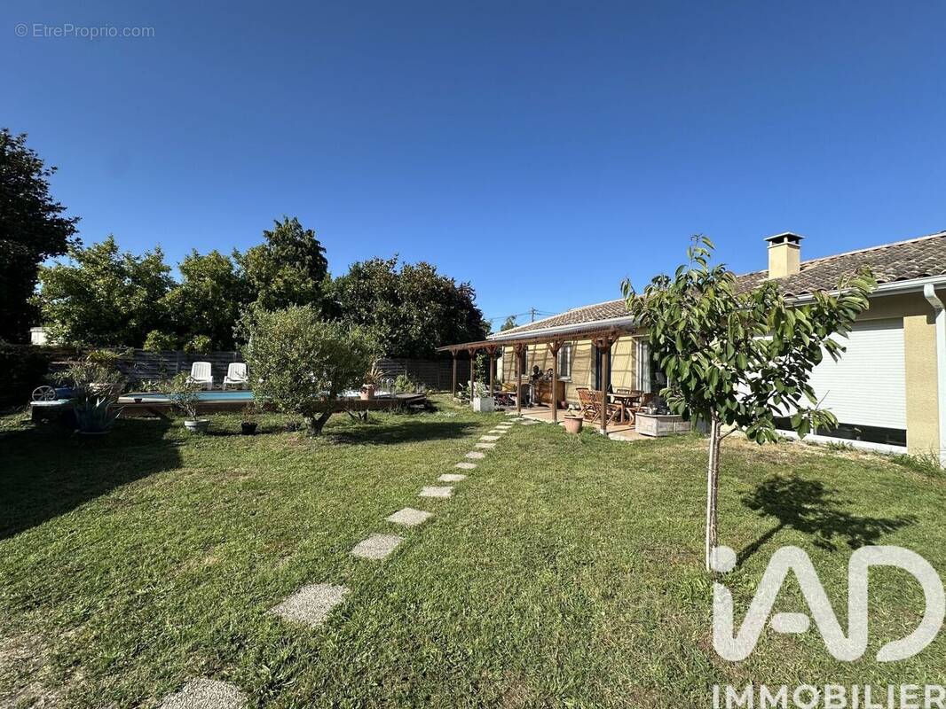Photo 1 - Maison à HOURTIN