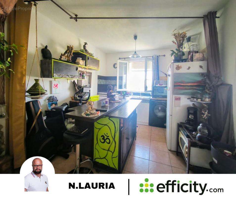 Appartement à PERTUIS