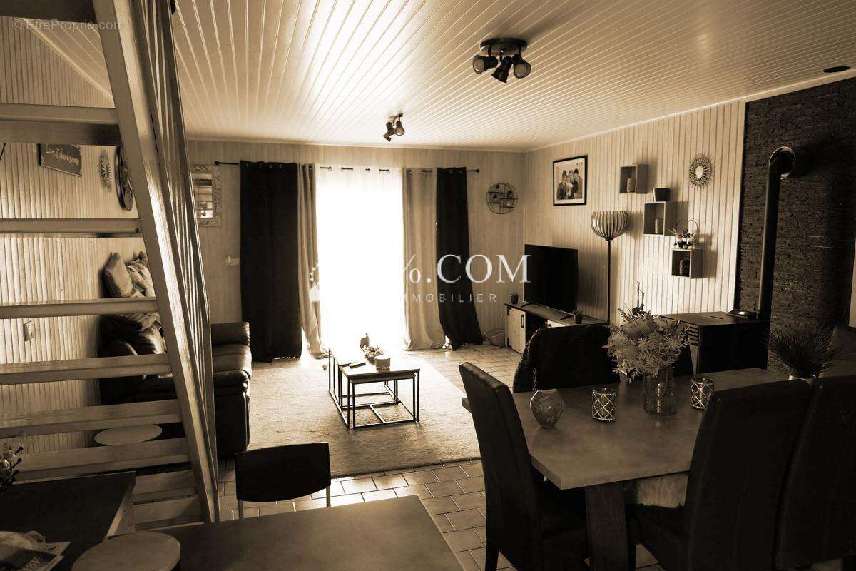 Maison à PREUSEVILLE