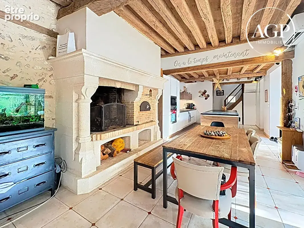 Maison avec piscine et dépendance - photo 2