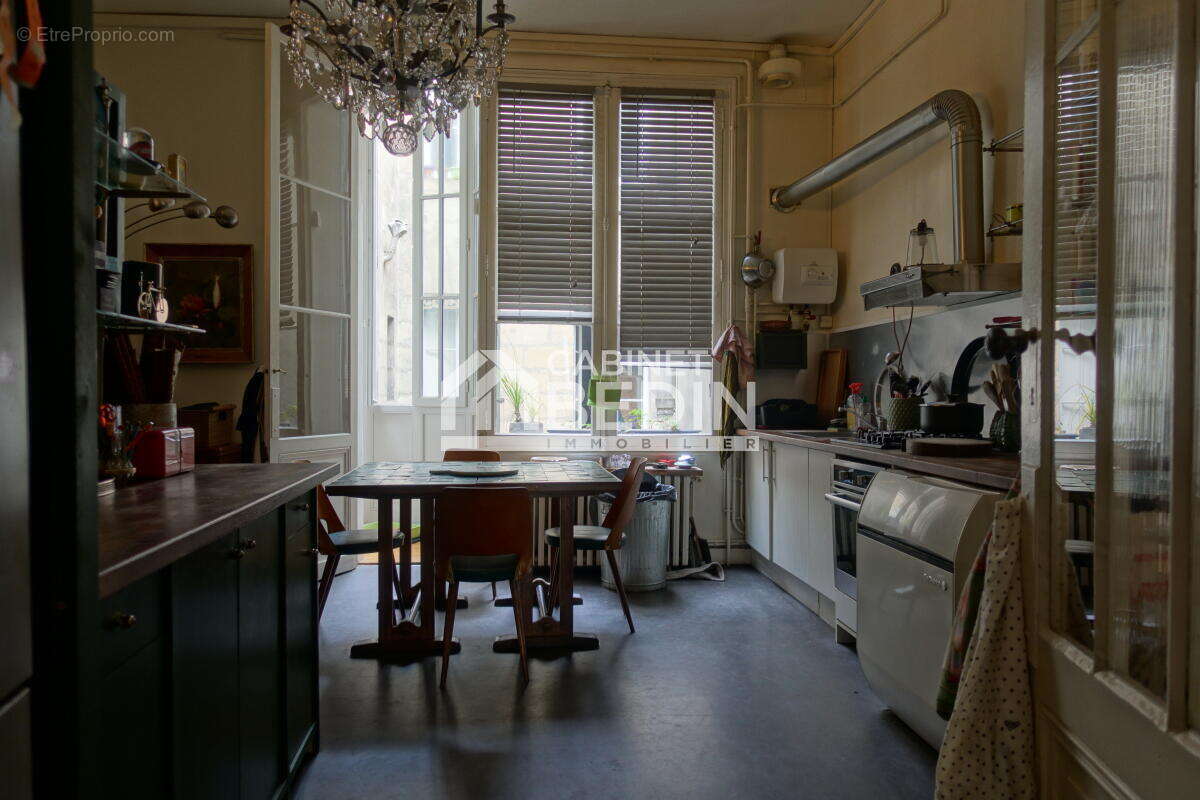 Appartement à BORDEAUX