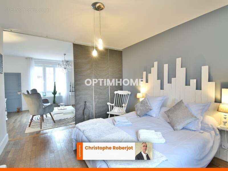 Maison à SAINT-MARCEL