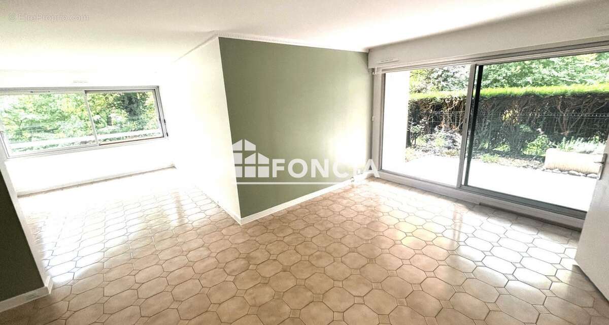 Appartement à SAINT-CYR-L&#039;ECOLE