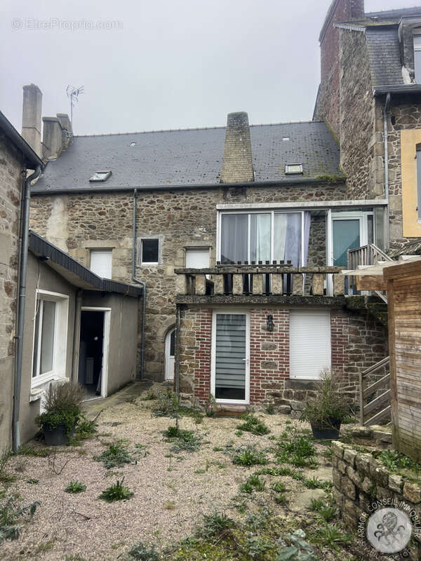 Maison à PLANCOET