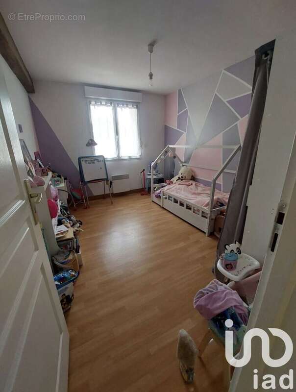 Maison 96 m² à Arcay  - photo 9