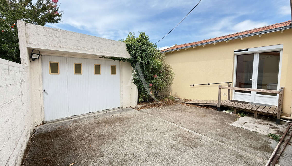 Maison la roche sur yon - zone sud - exclusivite amanda - photo 9