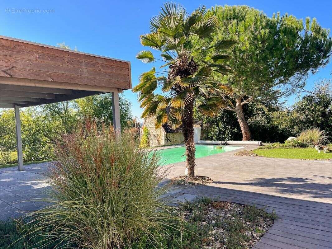 Maison à CHATELLERAULT