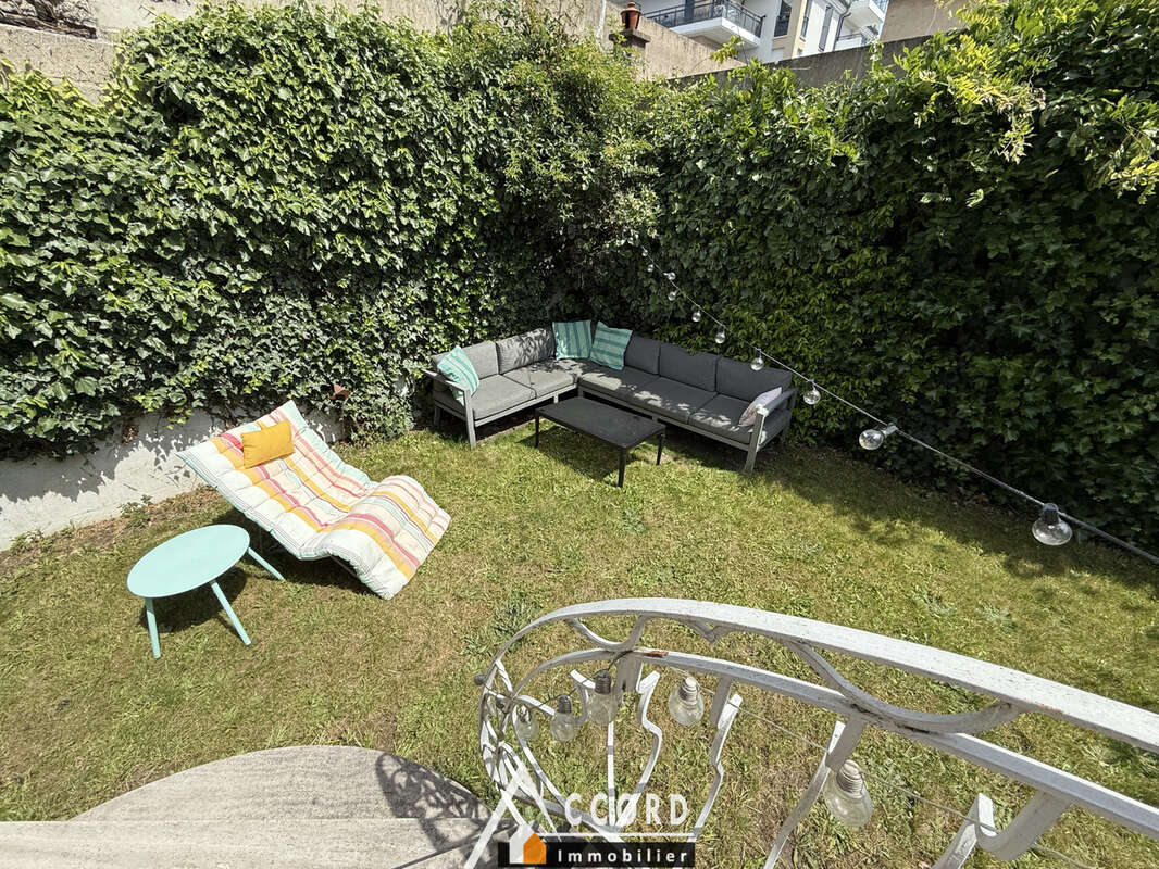 Maison à SARTROUVILLE