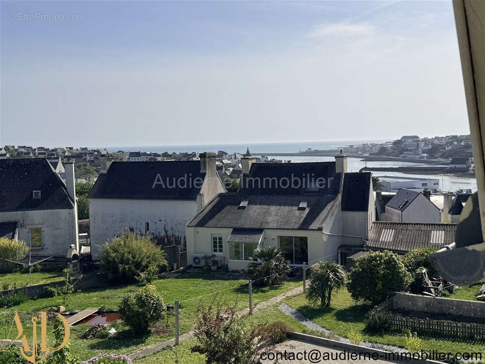 Maison à PLOUHINEC