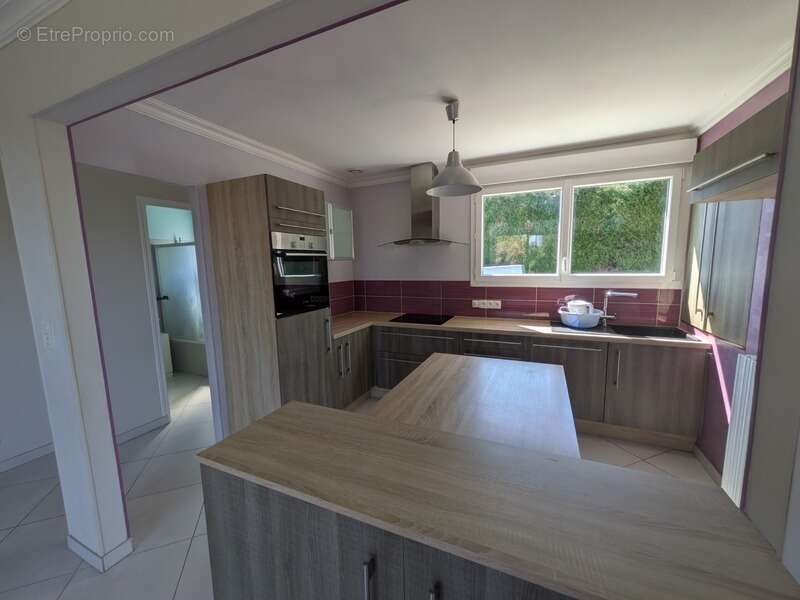 Neulliac maison en rez de chaussee sureleve de 73m² 3 pieces parcelle de 1231m² en partie constructible - photo 9