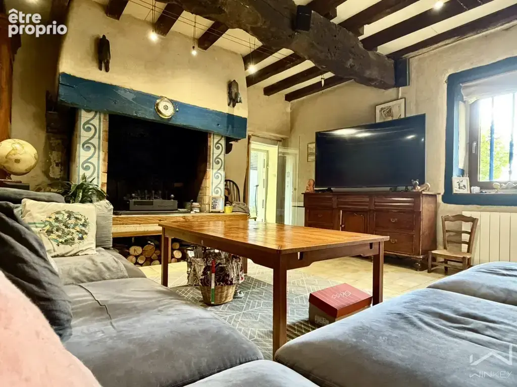À vendre   authentique longère de caractère de 173 m2 sur un terrain de 995 m2   aux portes de la chapelle-des - photo 1