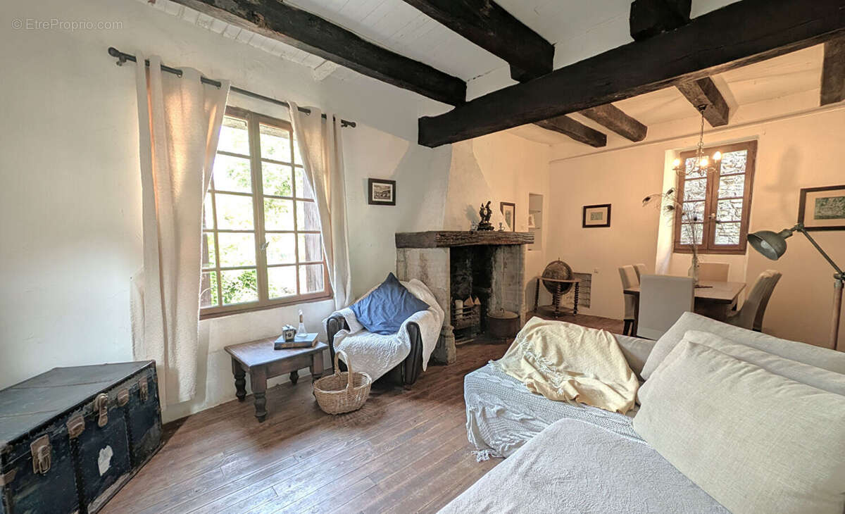 Maison à SAINT-ANTONIN-NOBLE-VAL