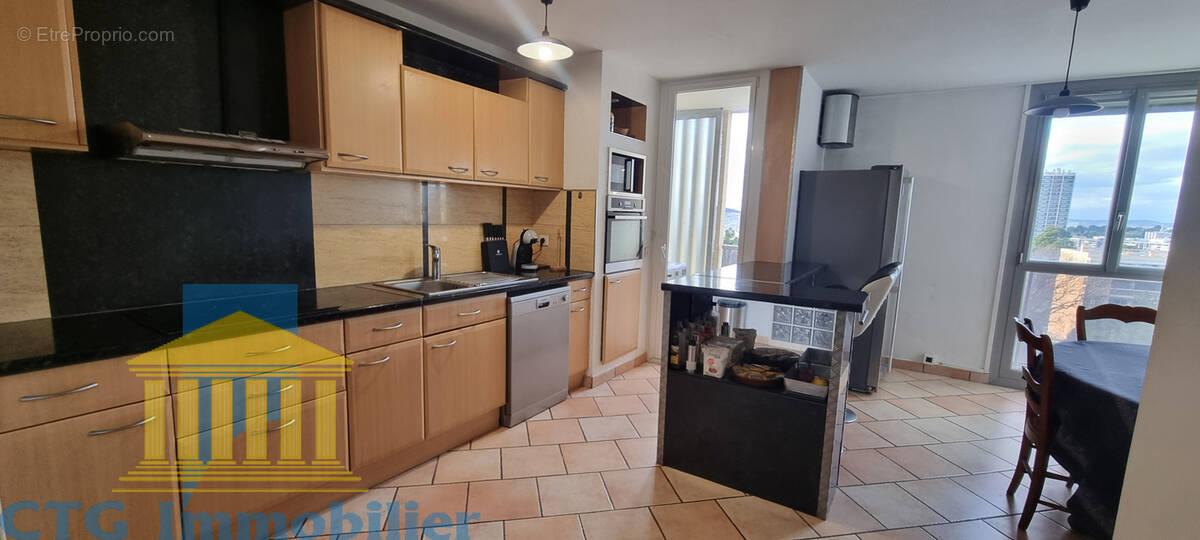 Appartement à MARSEILLE-10E