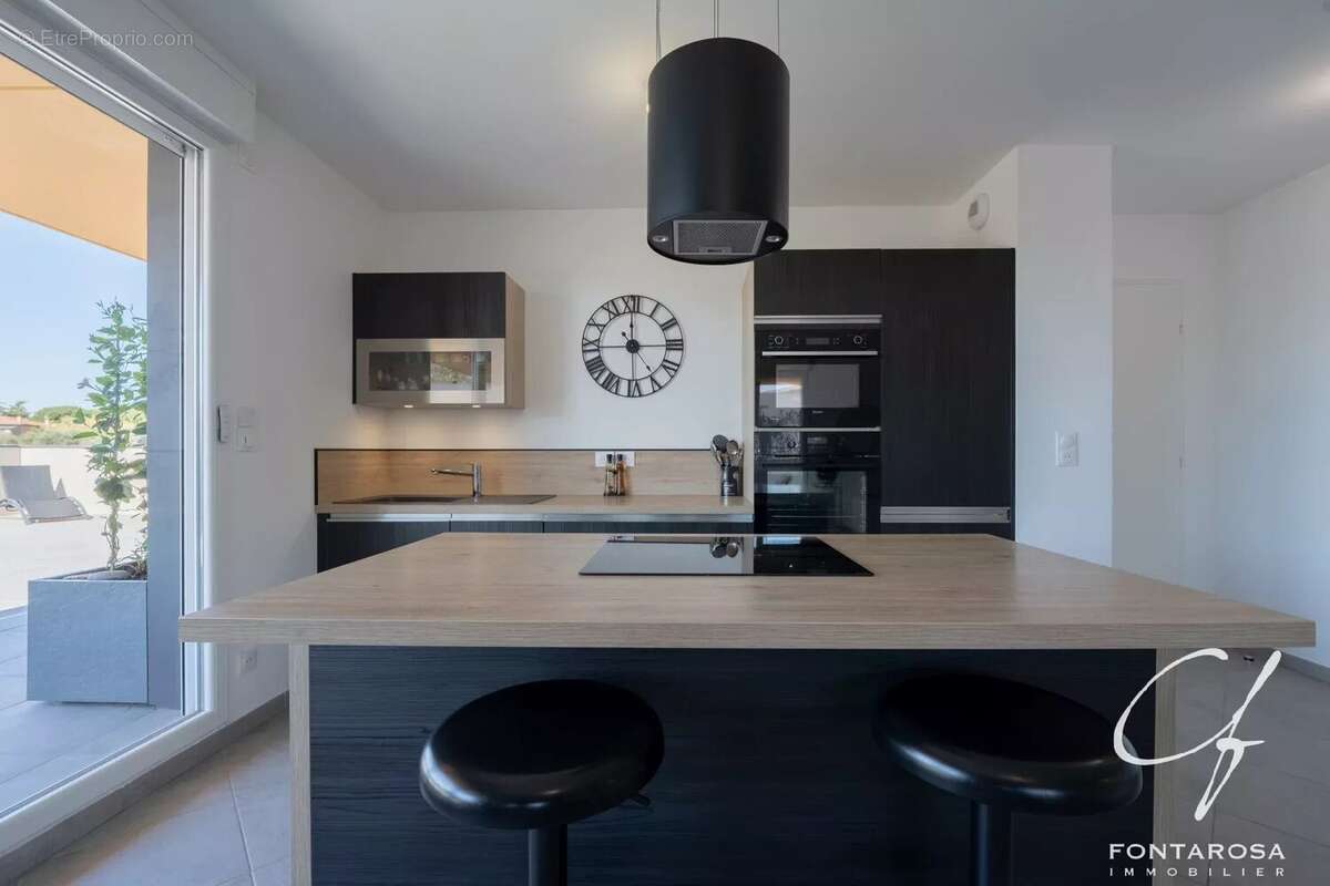 Appartement à FREJUS