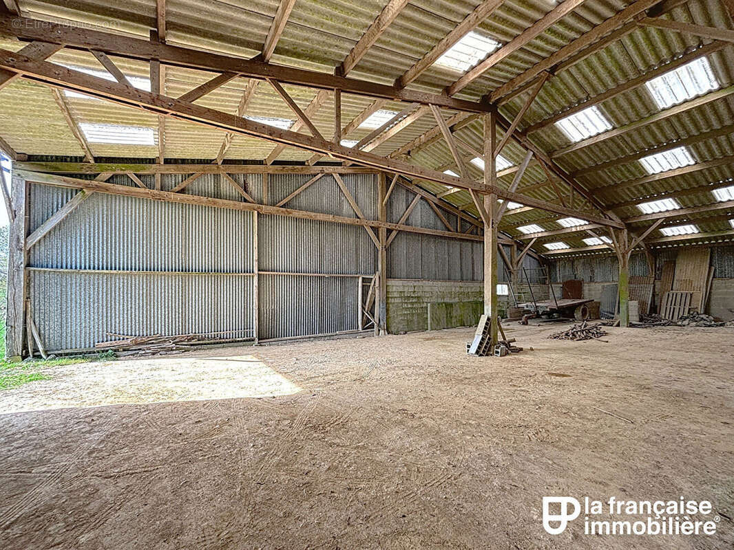 Maison à LA BOUEXIERE