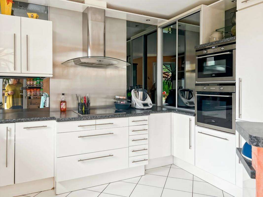 Maison à LE BOIS-D&#039;OINGT