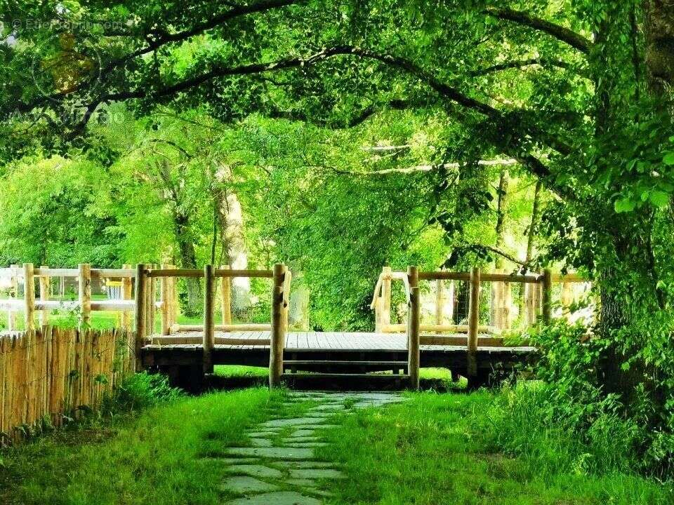 Maison à BOIS-DE-CENE