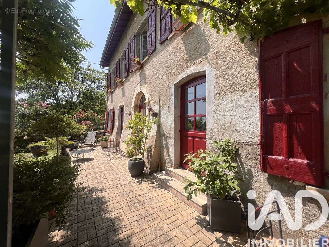 Photo 2 - Maison à LA FRETTE