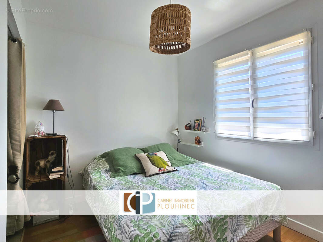 Maison de plain pied avec piscine. - photo 15