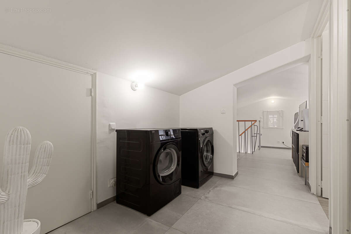 Appartement à MOUANS-SARTOUX