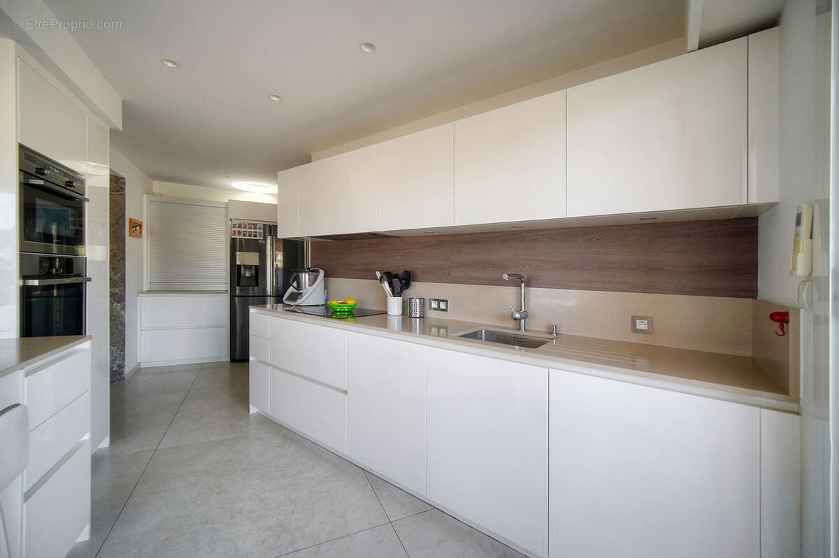 Appartement à LE CANNET