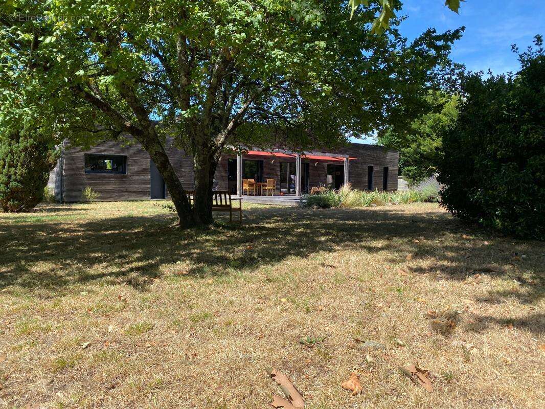 Villa COUP DE COEUR de 2015 de 130 m² avec Piscine couloir de 13x3 sur 2281 m² de Terrain divisible - photo 40
