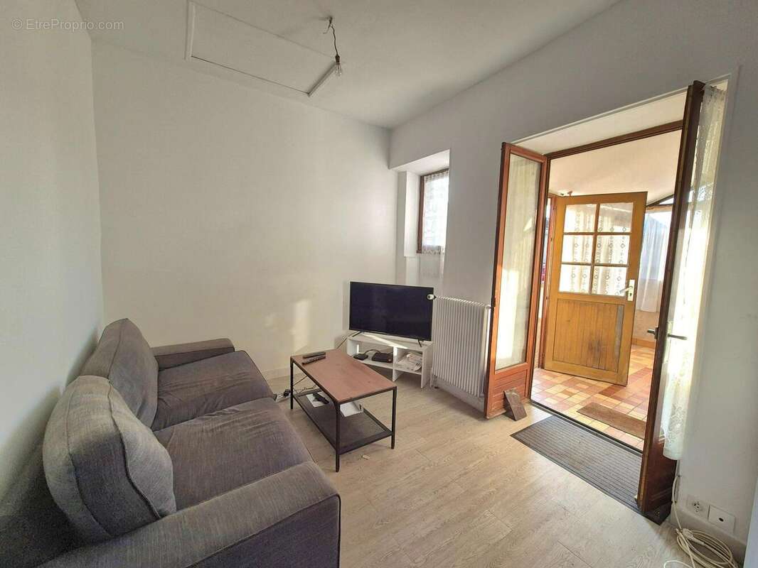 Photo 3 - Maison à VERT