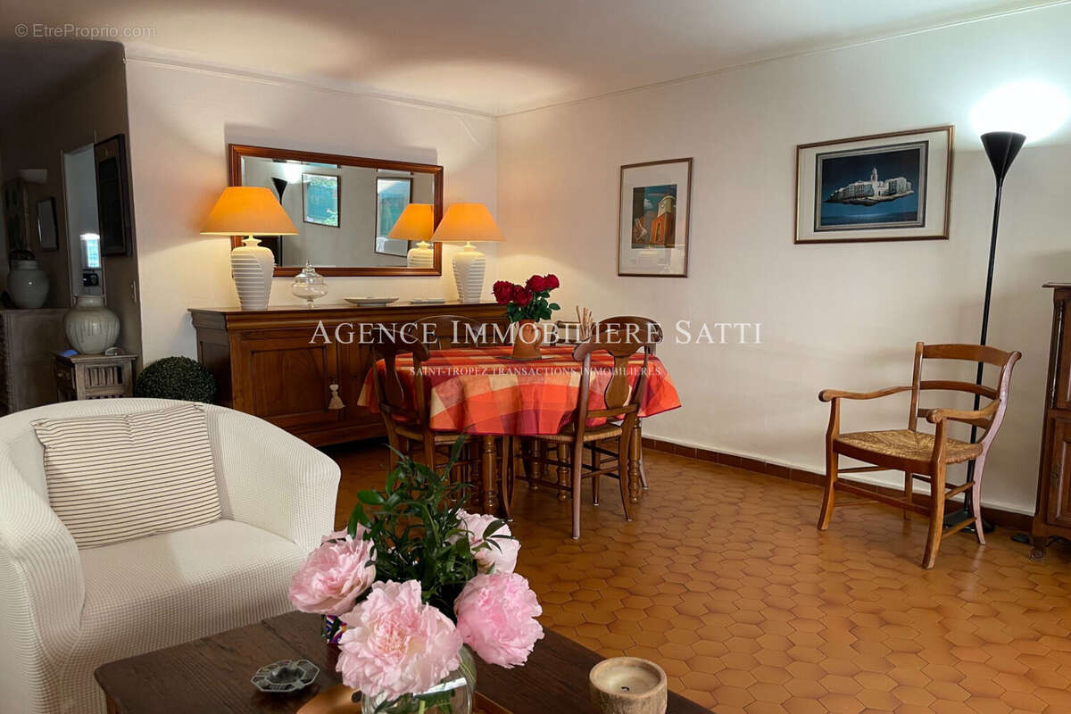 Appartement à SAINT-TROPEZ