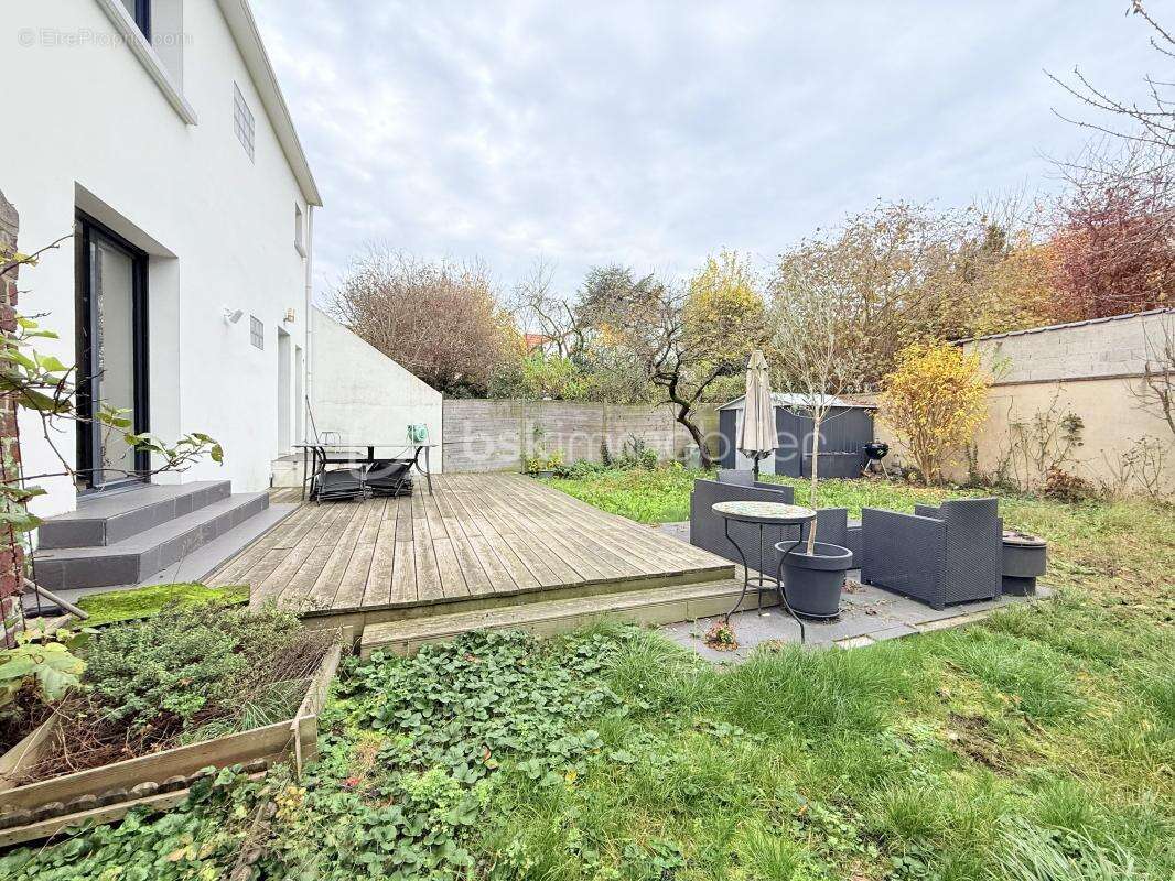 Maison à LE PERREUX-SUR-MARNE