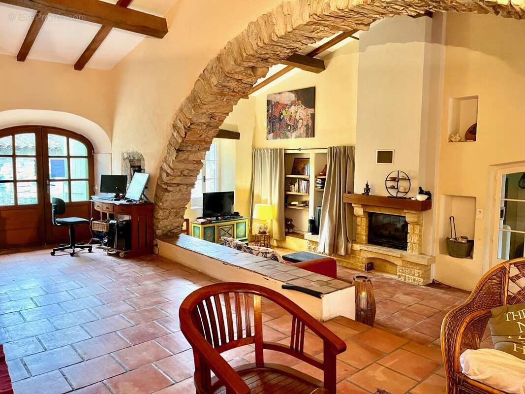 Maison à SAINT-HIPPOLYTE-DU-FORT