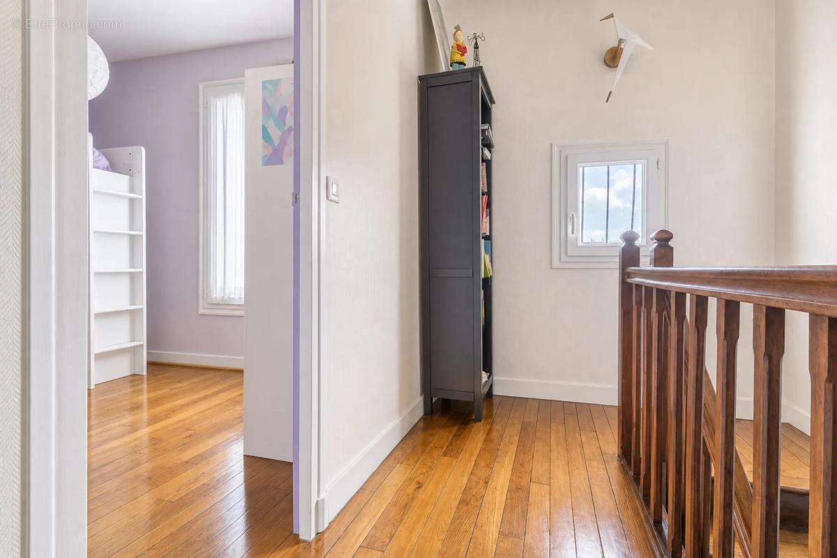 Maison rénovée à Houilles, 4 chambres - photo 9