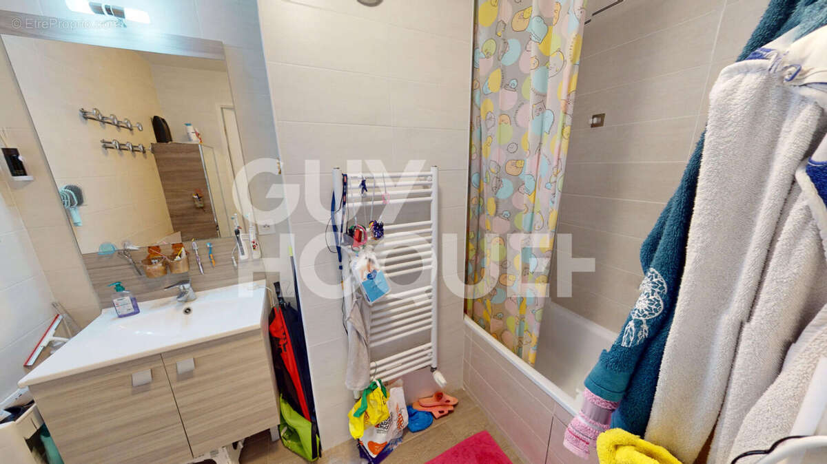 Appartement à IVRY-SUR-SEINE