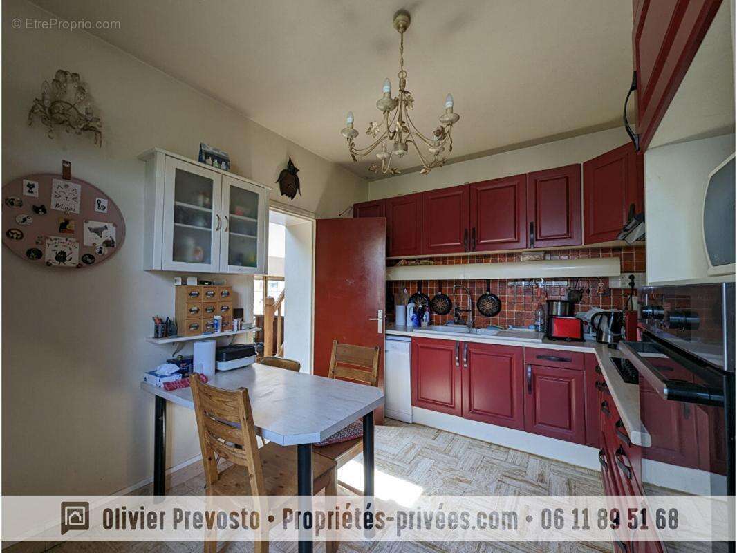 Maison à VERRIERES-LE-BUISSON