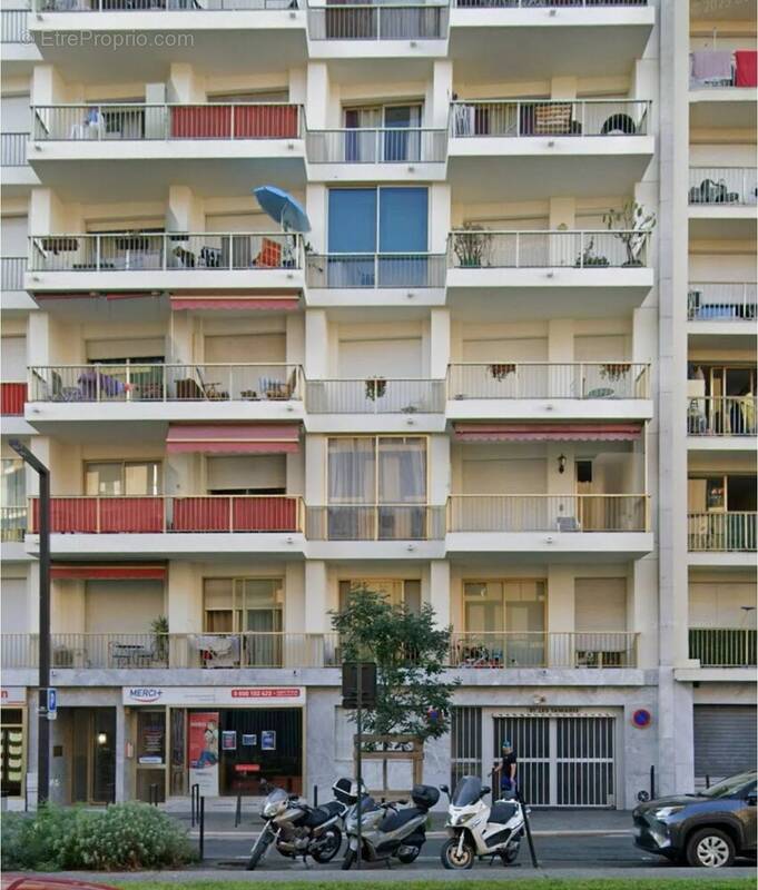Parking à NICE