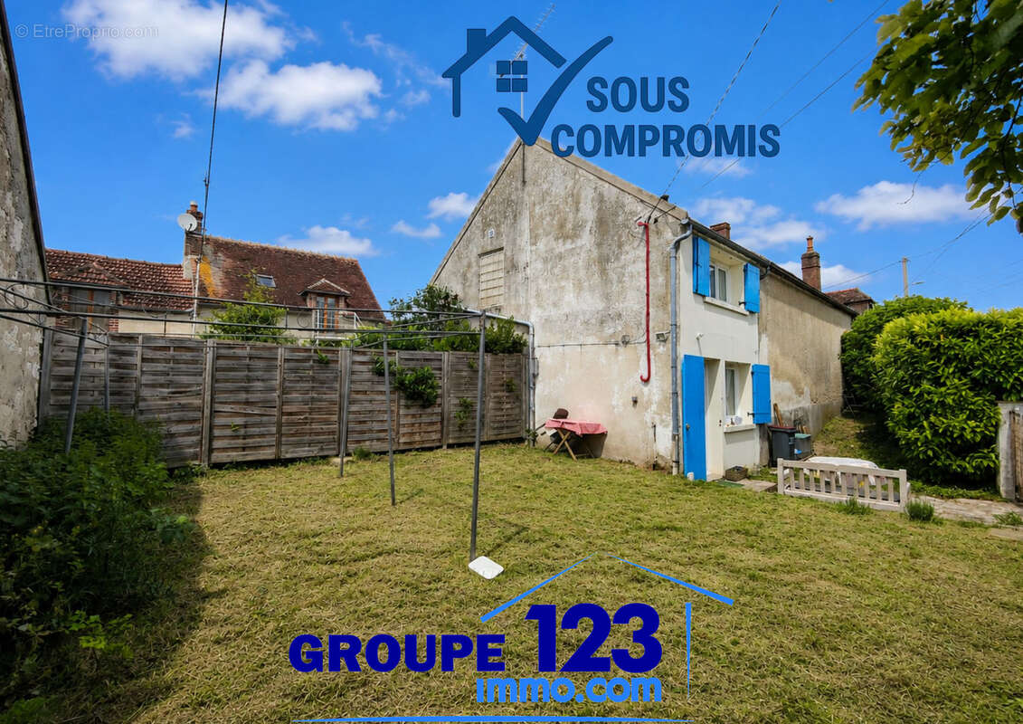 Maison à MIGENNES