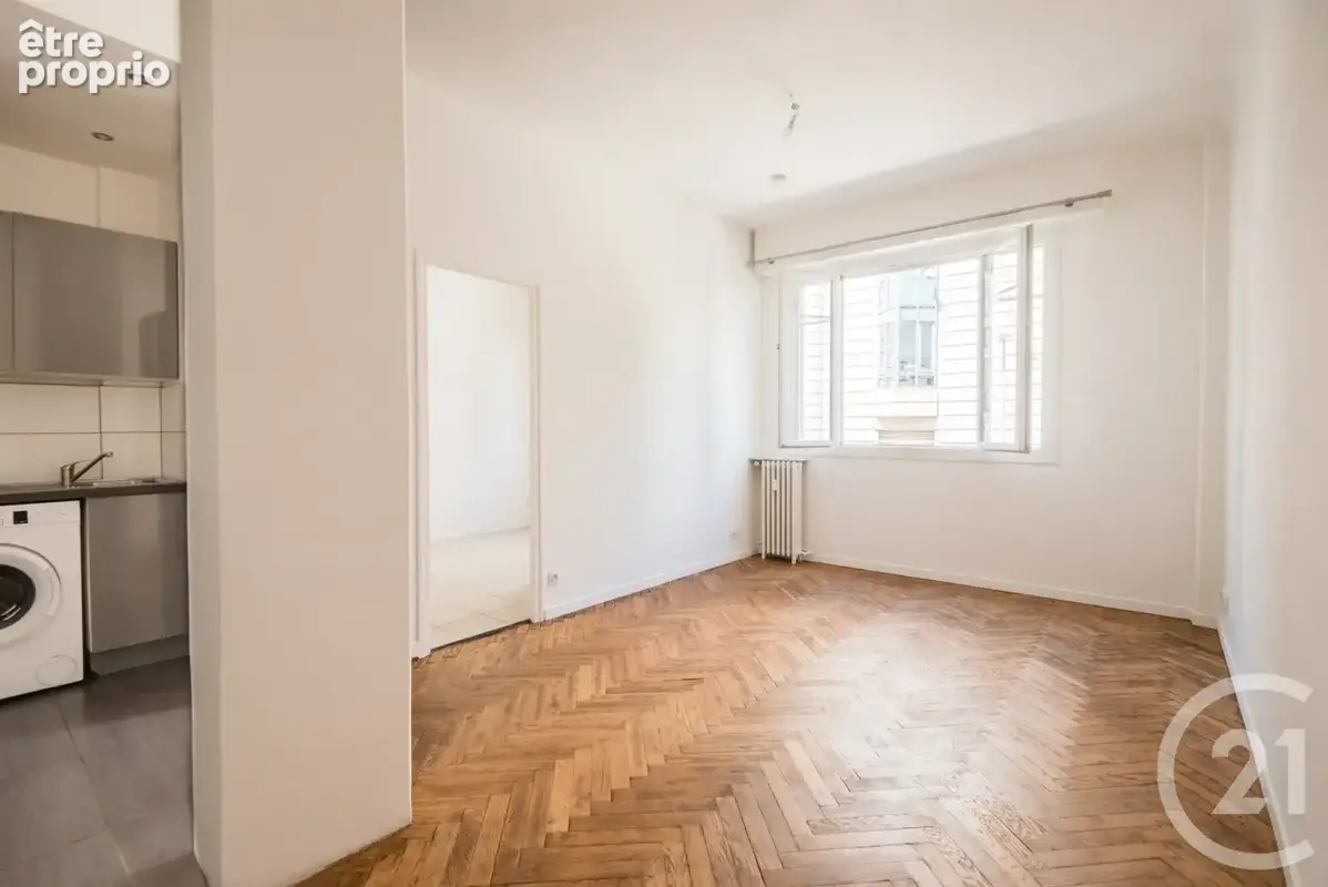 Appartement 2 pièces 34 m² à vendre à Nice (06000) - photo 2