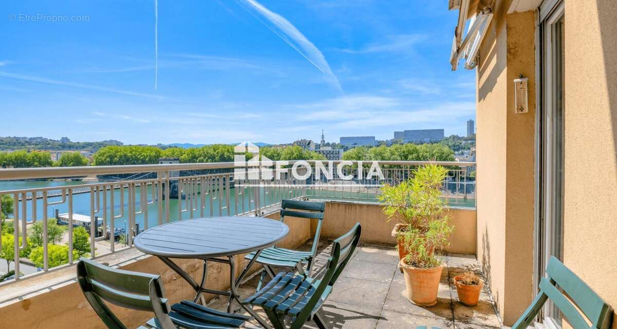Appartement à LYON-4E
