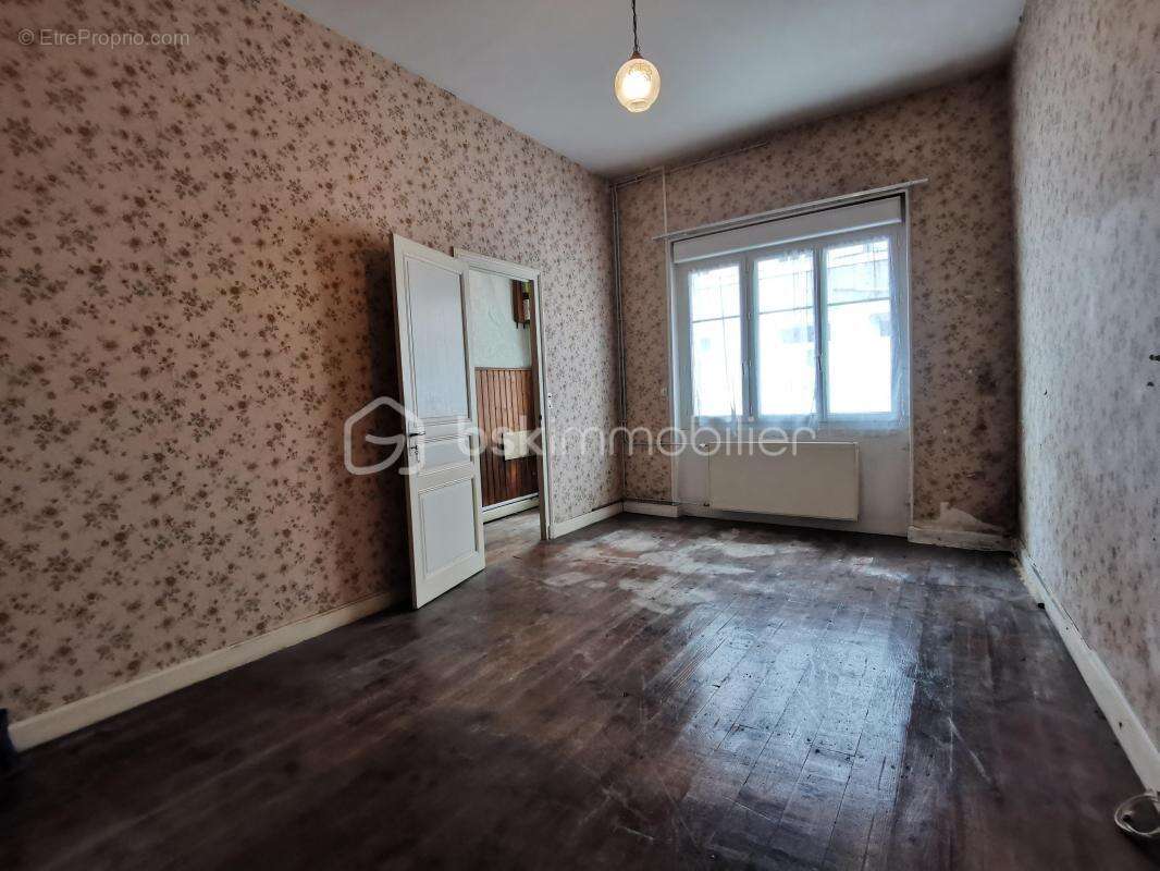 Maison à SAUZE-VAUSSAIS