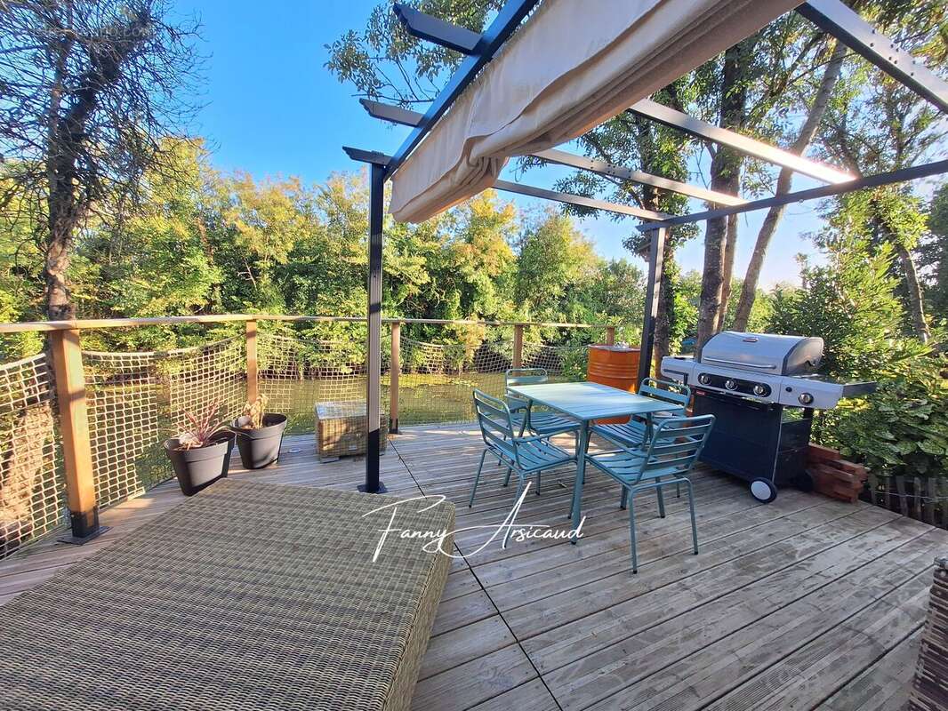 Maison à L&#039;ILE-D&#039;ELLE