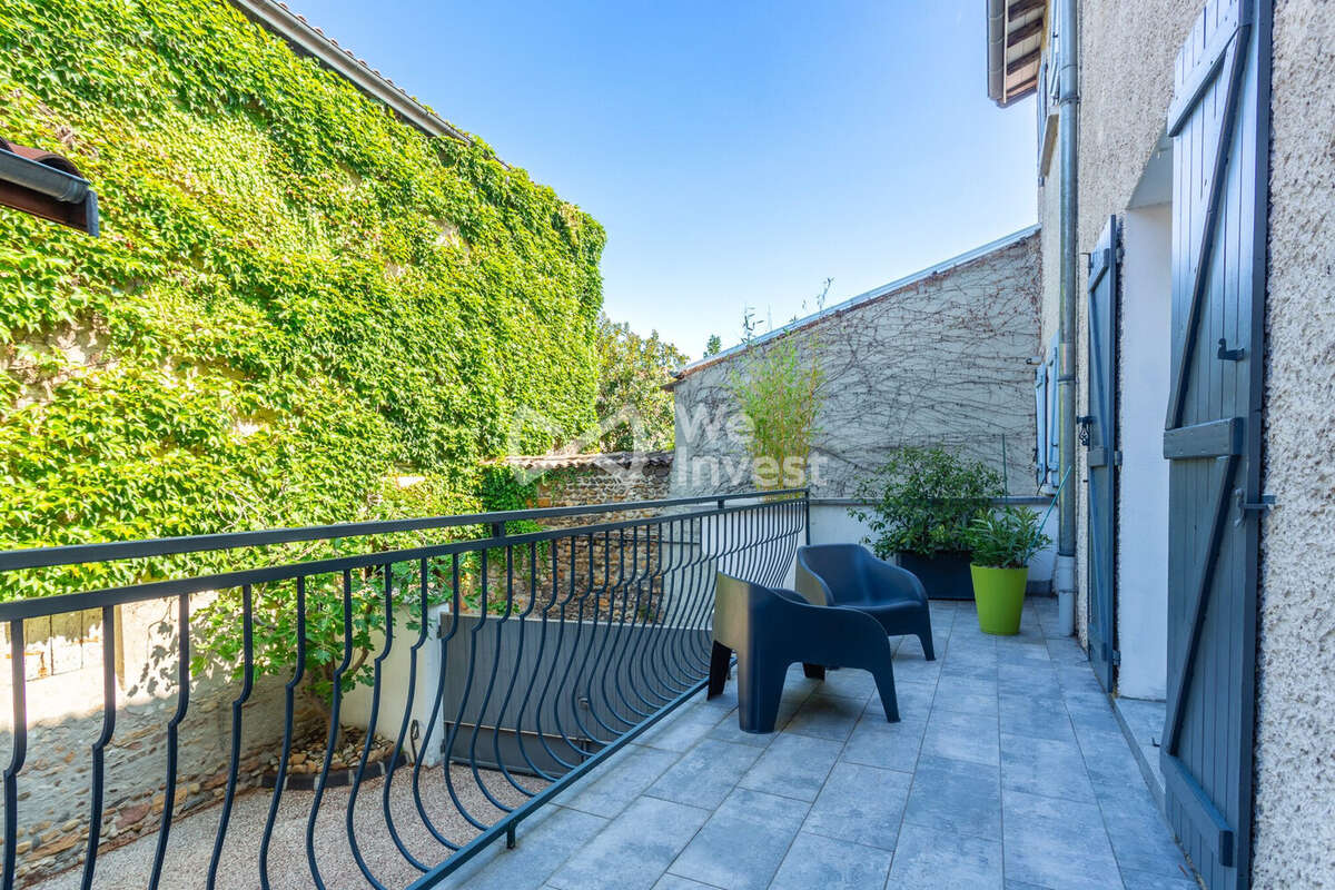 Maison 182 m² à Vernaison  - photo 4
