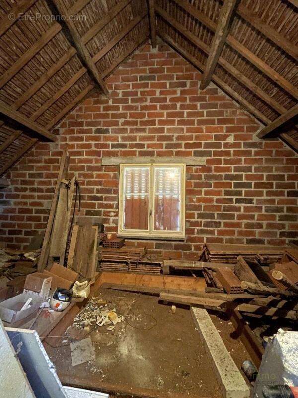 Maison à MEASNES