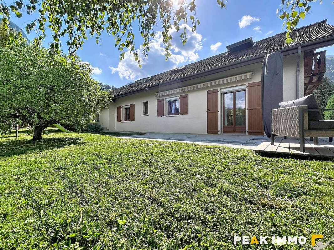 Maison à DOUSSARD