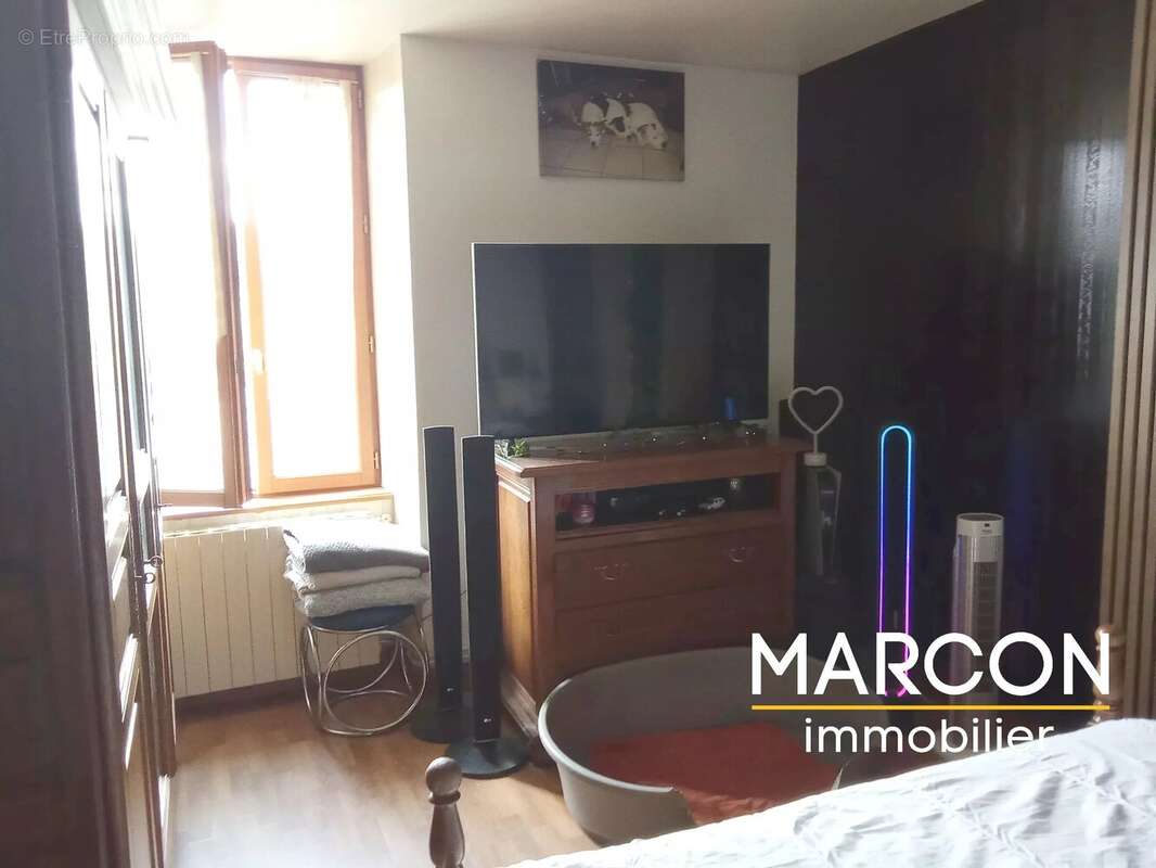 Maison 134 m² à Sainte-Feyre  - photo 9