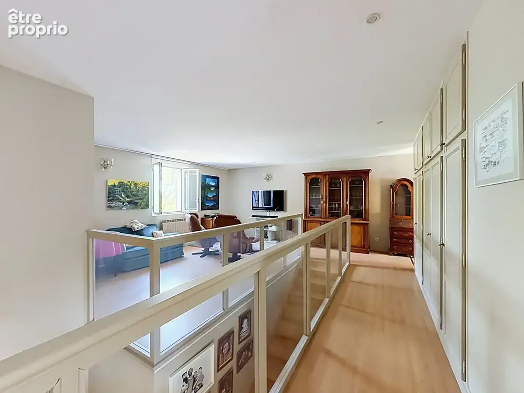 Maison d'exception 260 m²  4 chambres Piscine Terrain 3 000 m² Garage 30 m² - photo 13